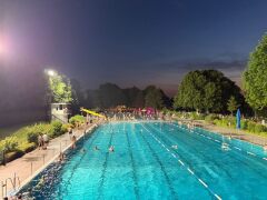 Schwimmbadfest