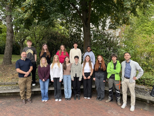 Neue Nachwuchskräfte und Mitarbeiter beim Markt Großostheim Neue Nachwuchskräfte und Mitarbeiter beim Markt Großostheim